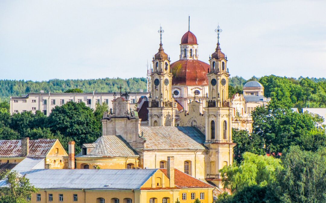 CZY WARTO WYBRAĆ SIĘ NA LITWĘ?